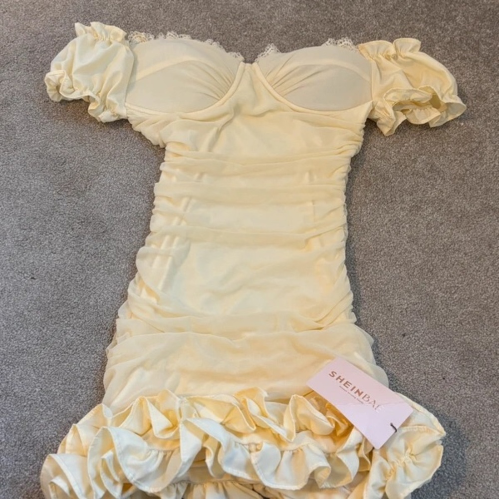 SHEIN Cream Ruffle Sleeve Chemise